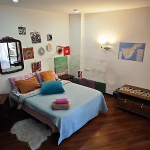 Casa Compartida Weyler Spain