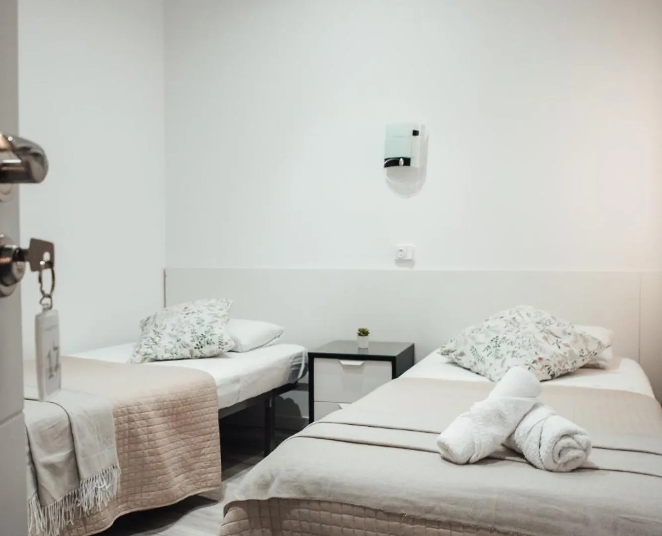 Hostal Ruta De Francia Barcelona Guest house