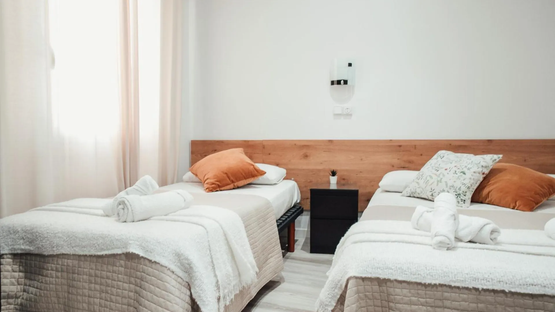 Hostal Ruta De Francia Barcelona Spain
